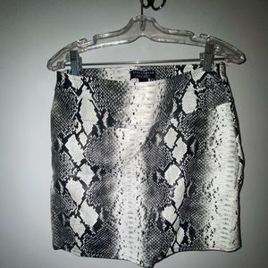Faux leather Snakeskin skirt